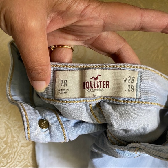Hollister Jean - Picture 2 of 2